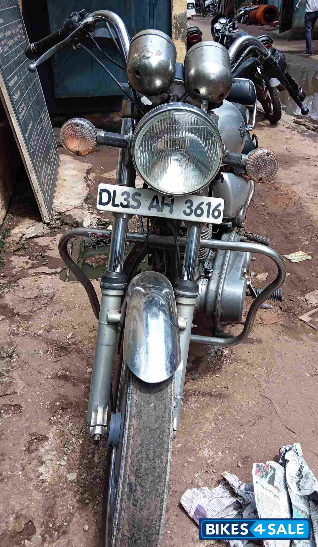 Royal Enfield Thunderbird