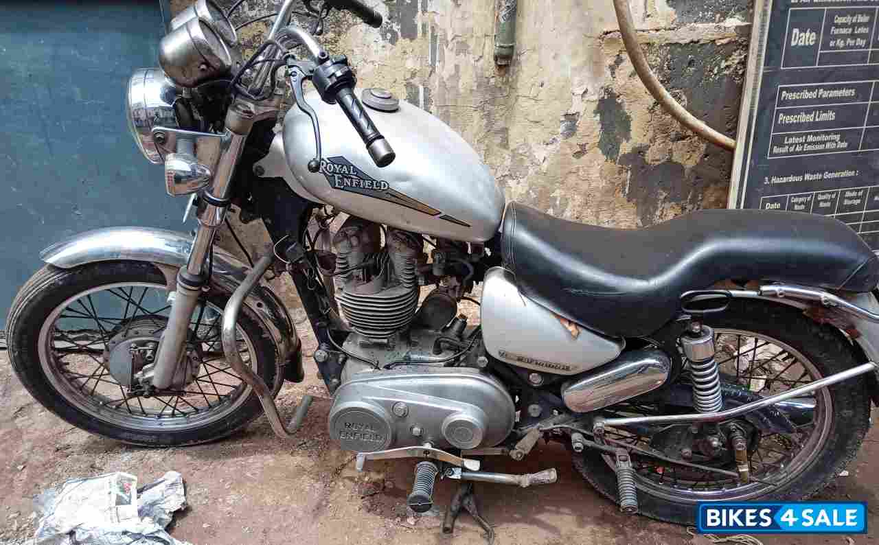 Royal Enfield Thunderbird
