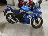 Triniton Blue Suzuki Gixxer SF