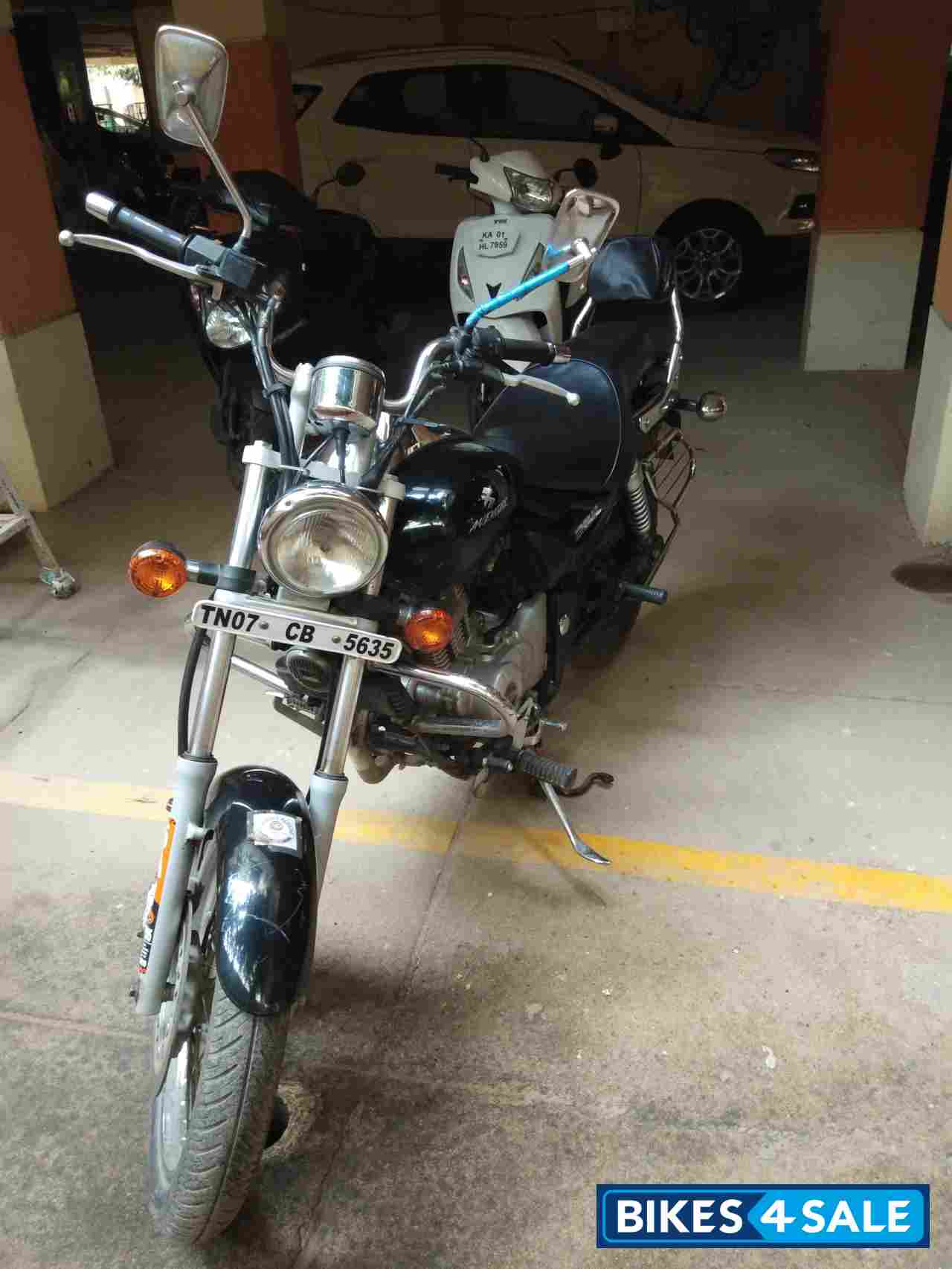 Bajaj Avenger Cruise 220 Bajaj Avenger Cruise 220