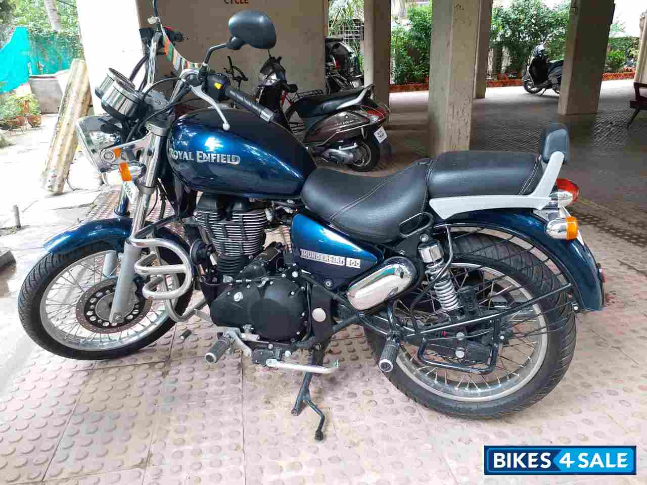 Royal Enfield Thunderbird 500