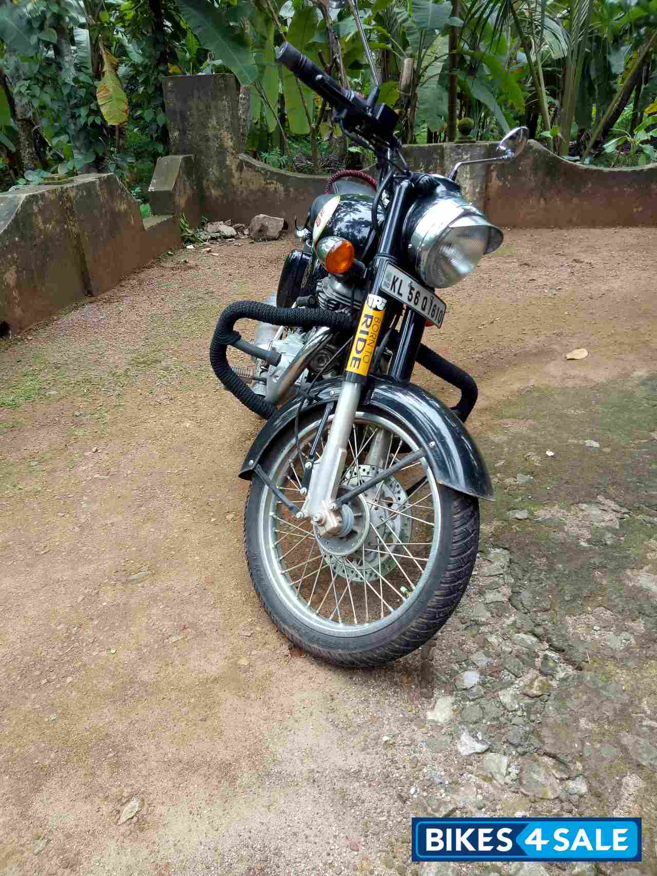 Black Royal Enfield Classic 350