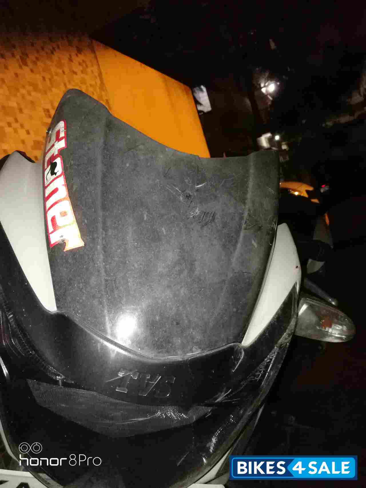 White TVS Apache RTR 180 ABS