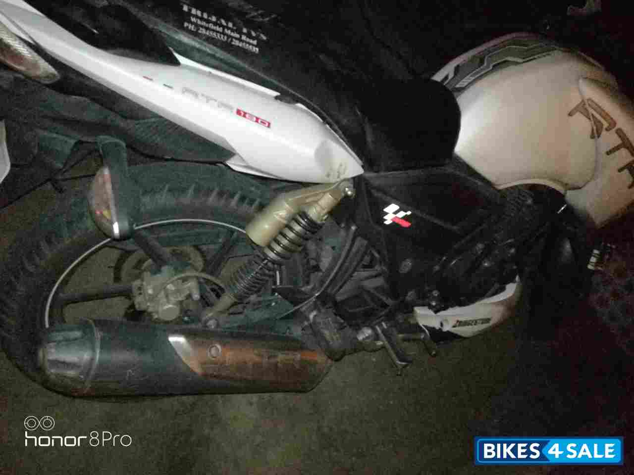 White TVS Apache RTR 180 ABS