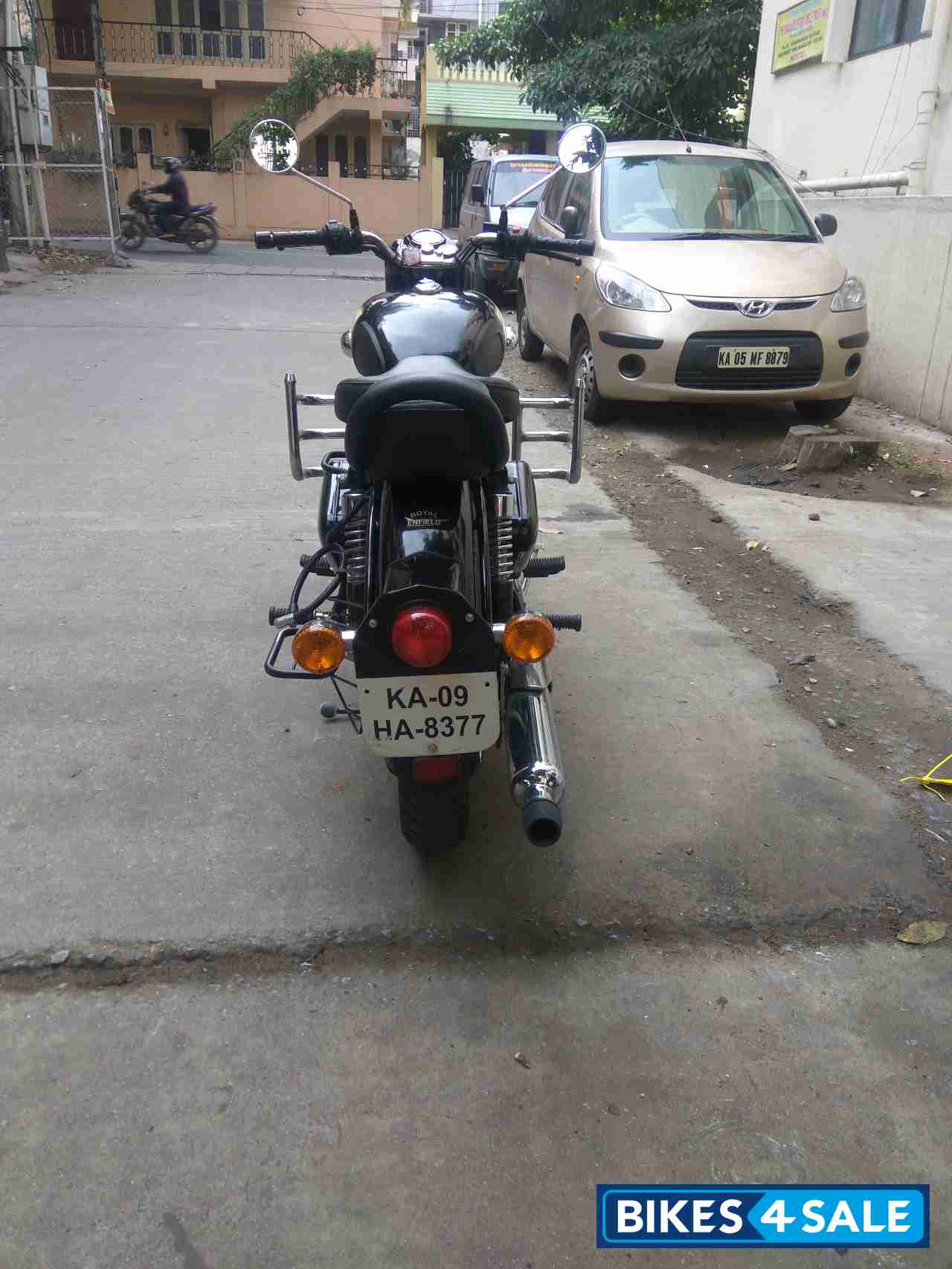 Black Royal Enfield Classic 350 Black Royal Enfield Classic 350