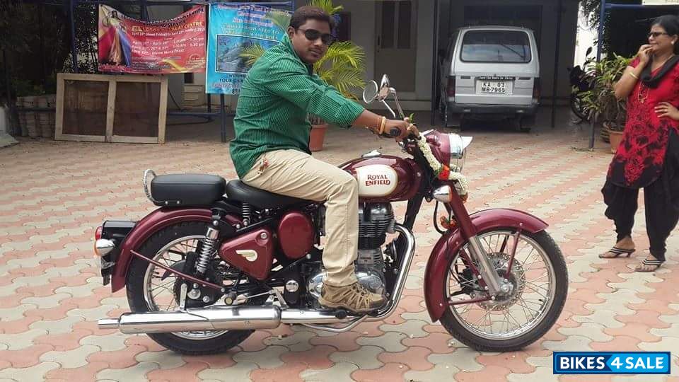 Brown Royal Enfield Classic 350 Brown Royal Enfield Classic 350