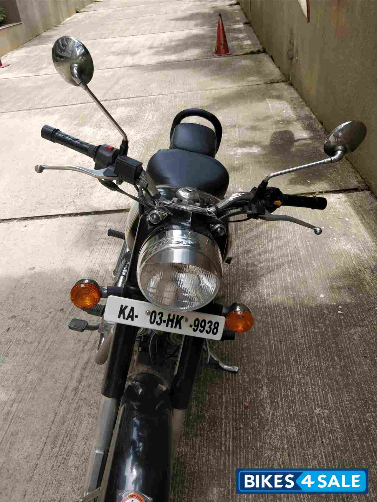 Royal Enfield Classic 500