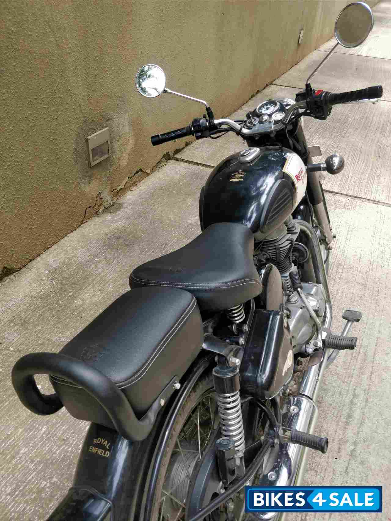 Royal Enfield Classic 500