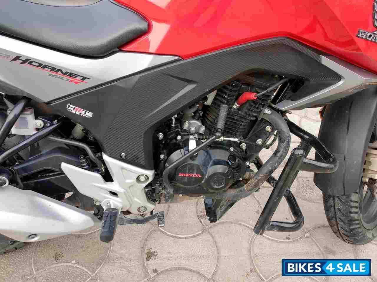 Red Honda CB Hornet 160R ABS Red Honda CB Hornet 160R ABS