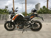 White KTM Duke 200