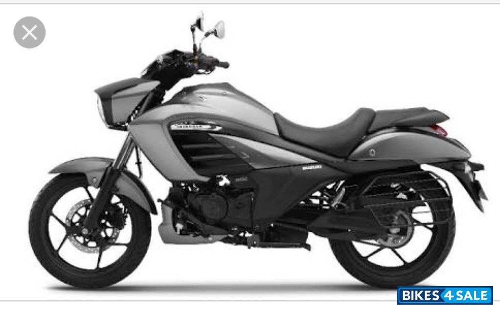 Suzuki Intruder 150
