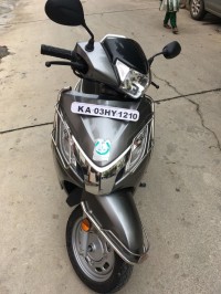 Silver/grey Honda Activa 125