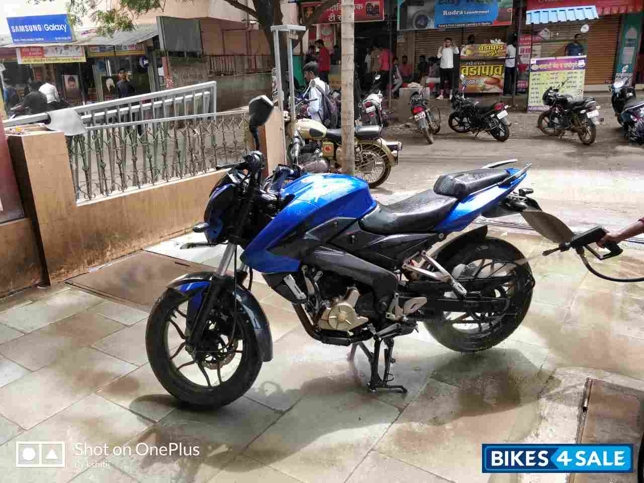 Blue Bajaj Pulsar 200 NS
