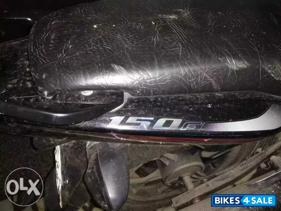 Black Bajaj Discover 150 F