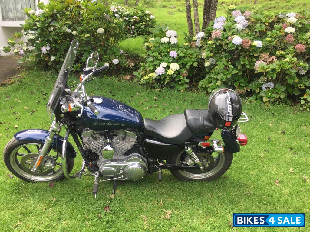 Pearl Blue Harley Davidson XL 883L Sportster