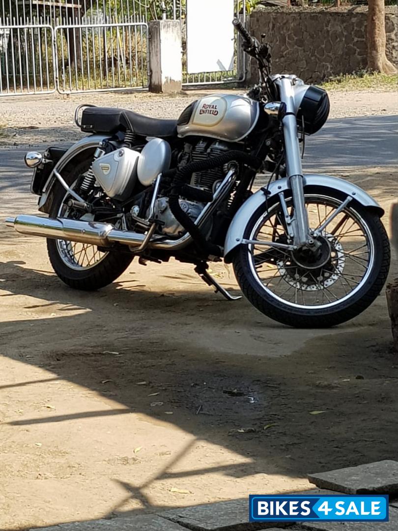 Royal Enfield Classic 350