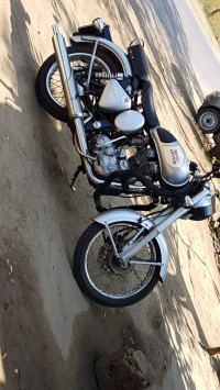 Royal Enfield Classic 350