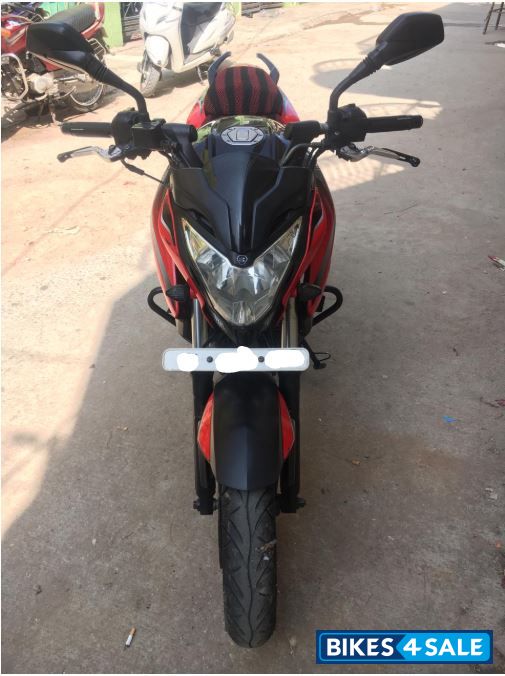 Red Bajaj Pulsar 200 NS