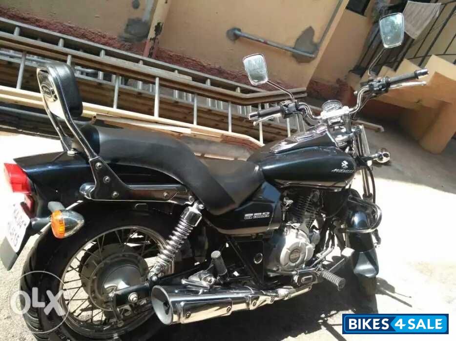 Bajaj Avenger 220 DTS-i