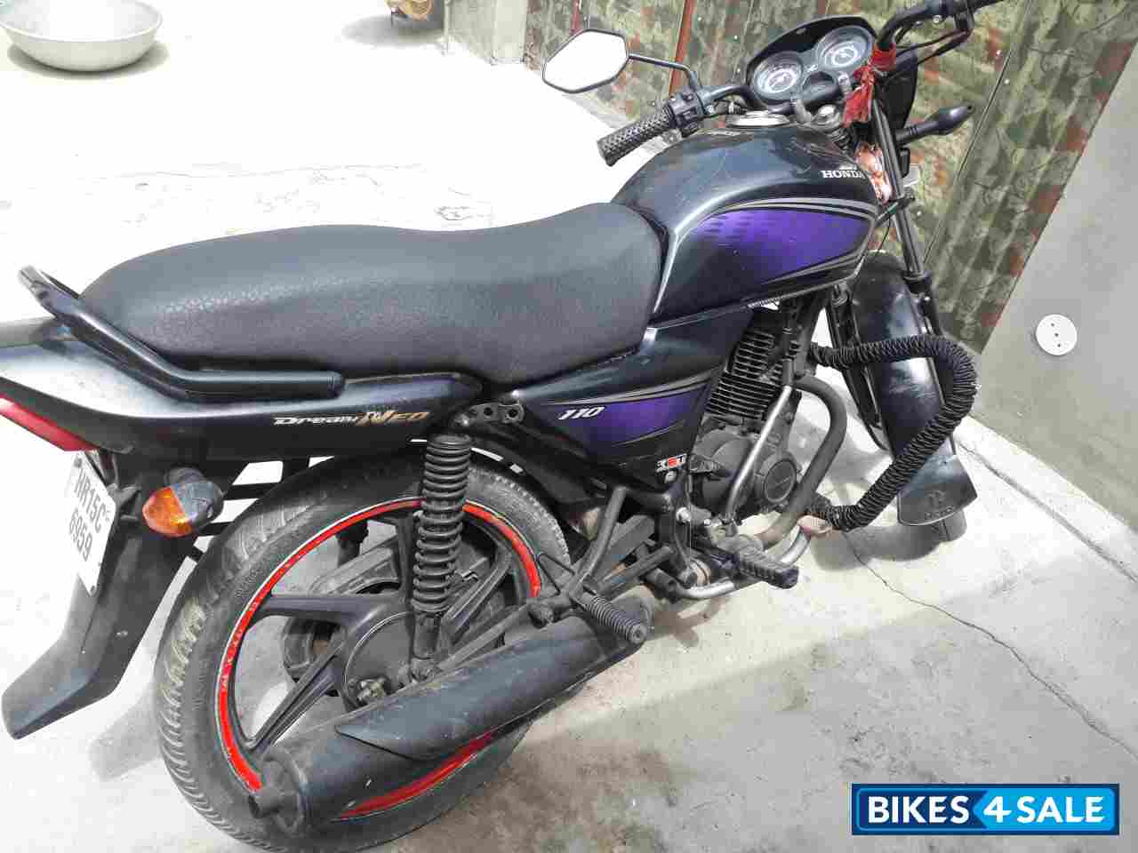 Black Honda Dream Neo Black Honda Dream Neo