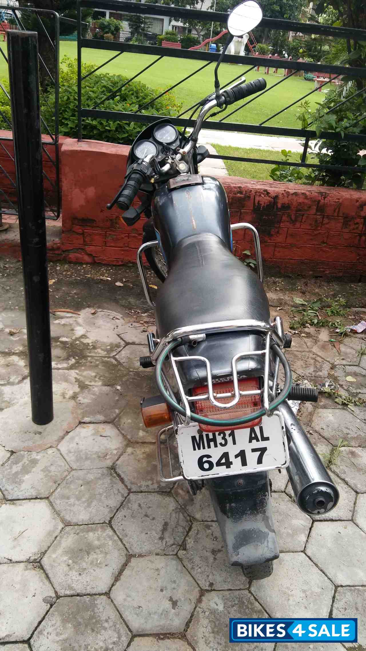 Dark Grey Hero Splendor