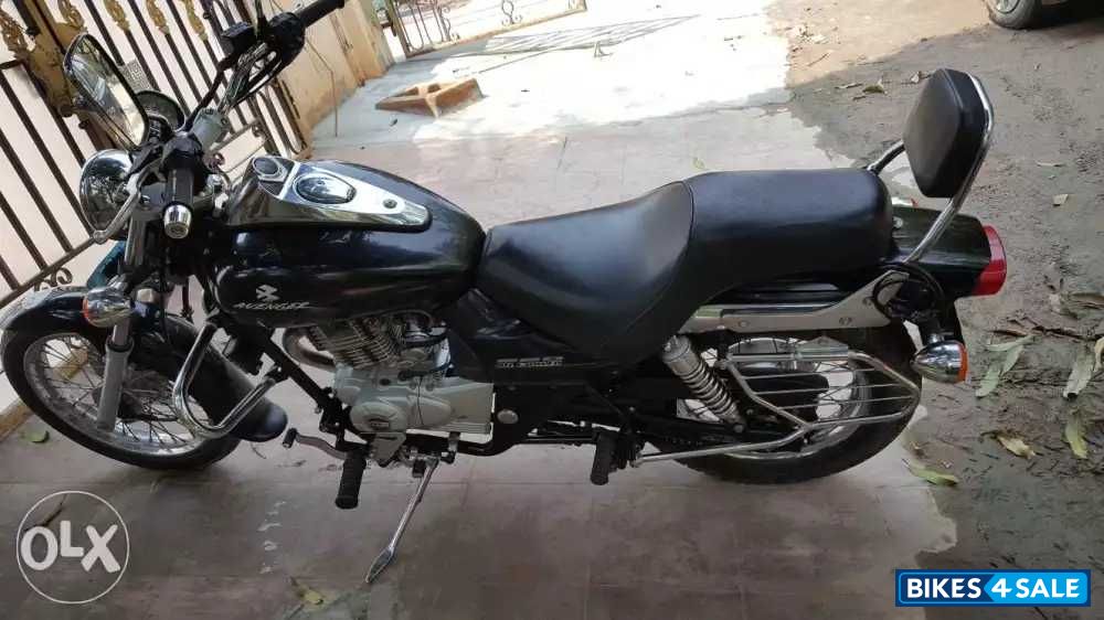 Bajaj Avenger 220 DTS-i Bajaj Avenger 220 DTS-i