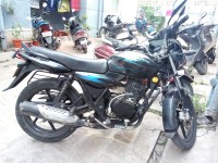Black Bajaj Discover DTSi 135