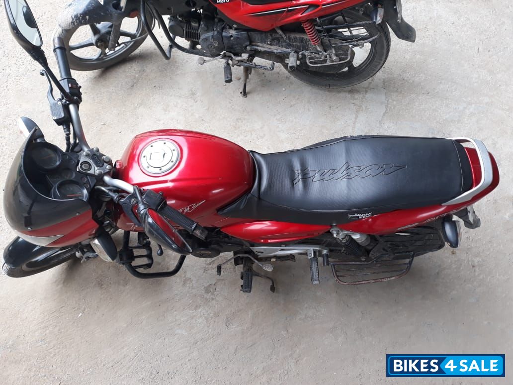 Red Bajaj Pulsar 180 DTSi