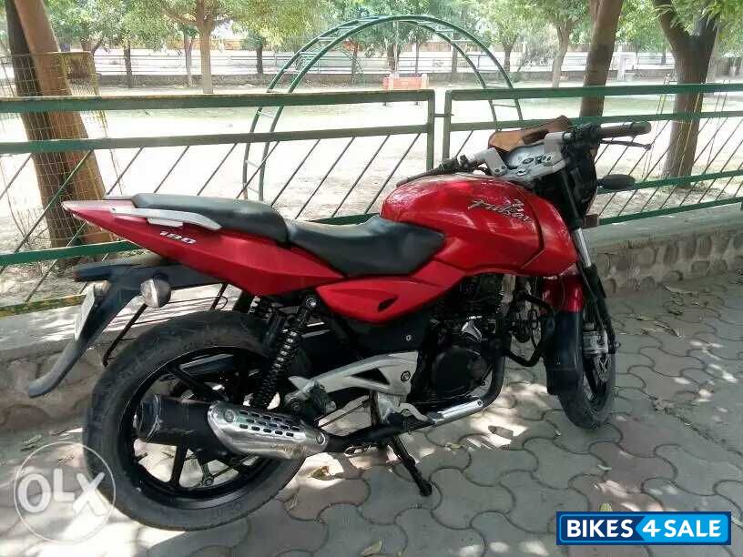 Red Bajaj Pulsar 180 DTSi