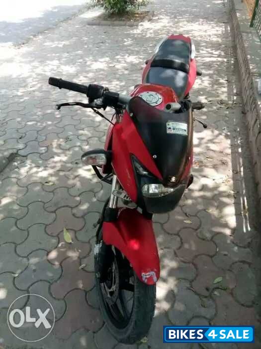 Red Bajaj Pulsar 180 DTSi