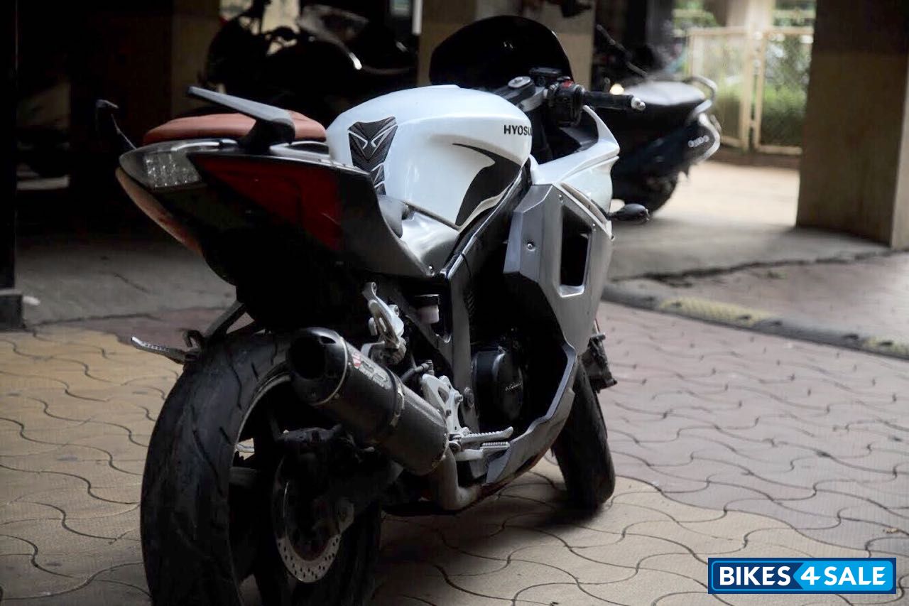 Hyosung GT250R Hyosung GT250R