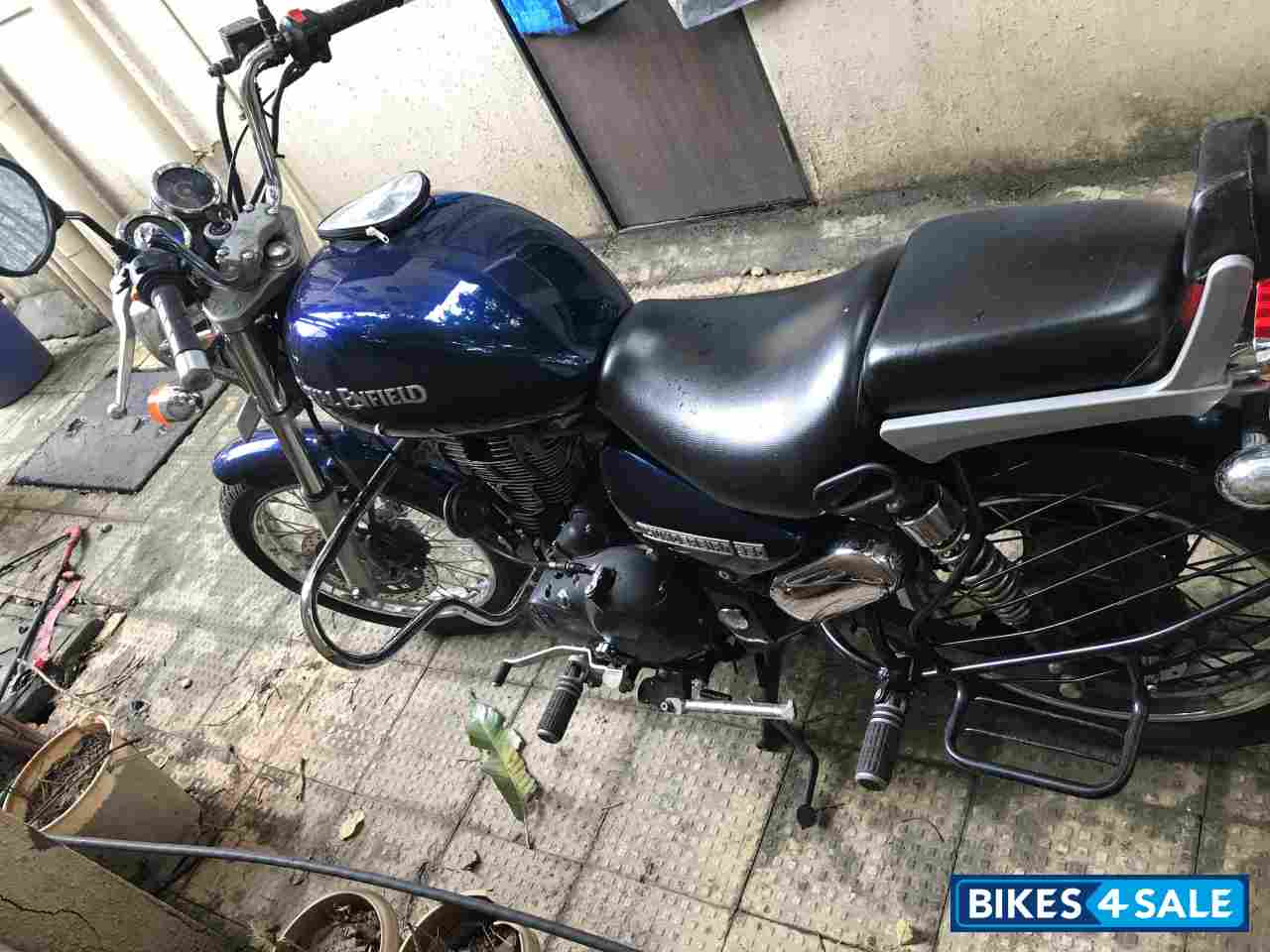 Marine Blue Royal Enfield Thunderbird 350