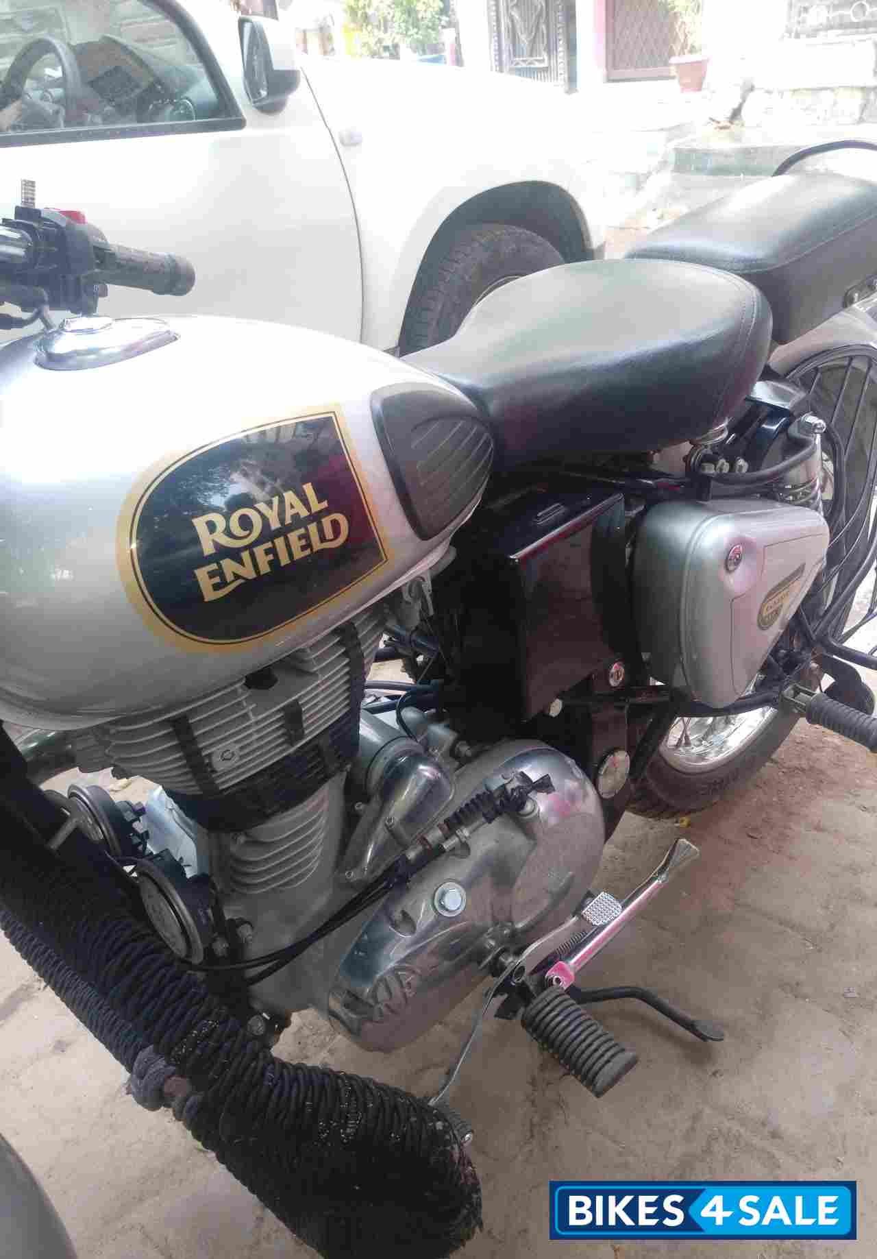 Royal Enfield Classic 350 Royal Enfield Classic 350