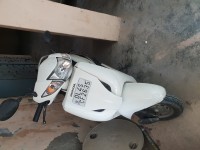 White Honda Activa i