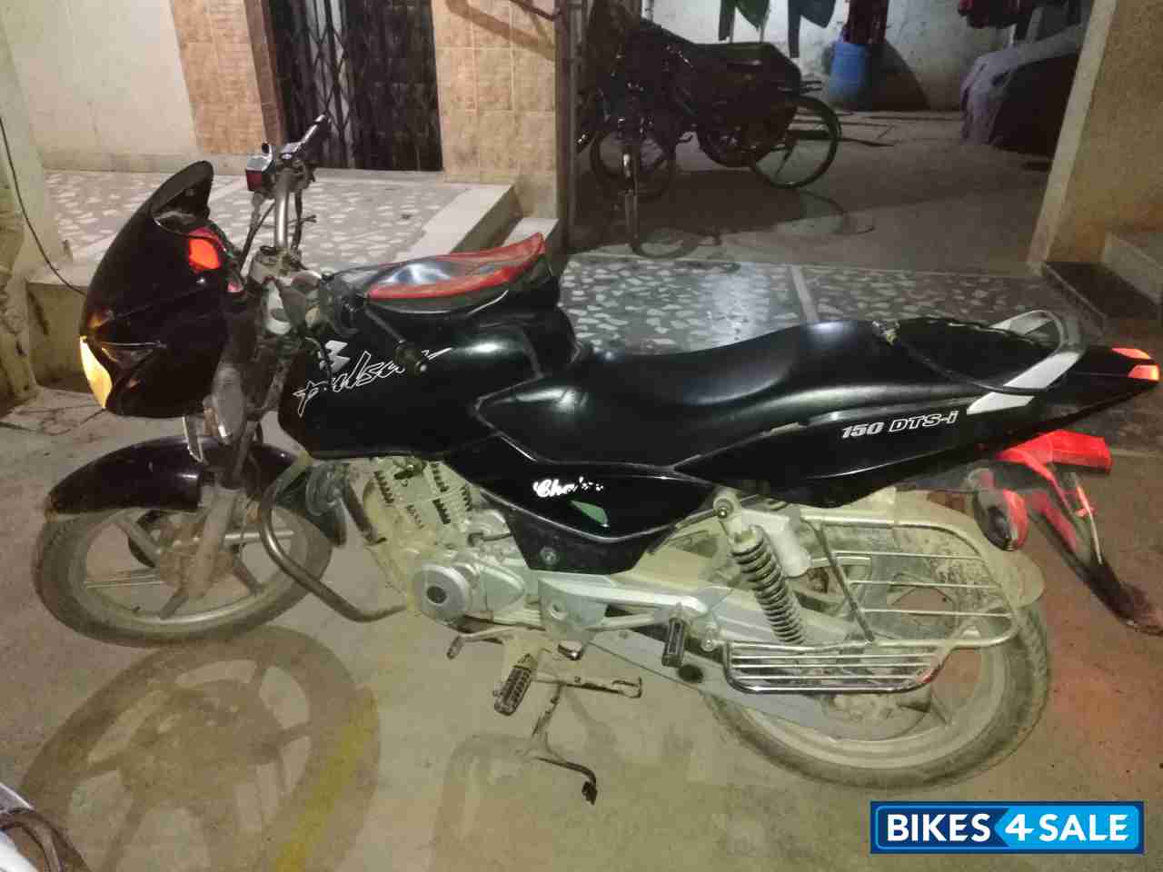 Bajaj Pulsar 150 DTSi Bajaj Pulsar 150 DTSi