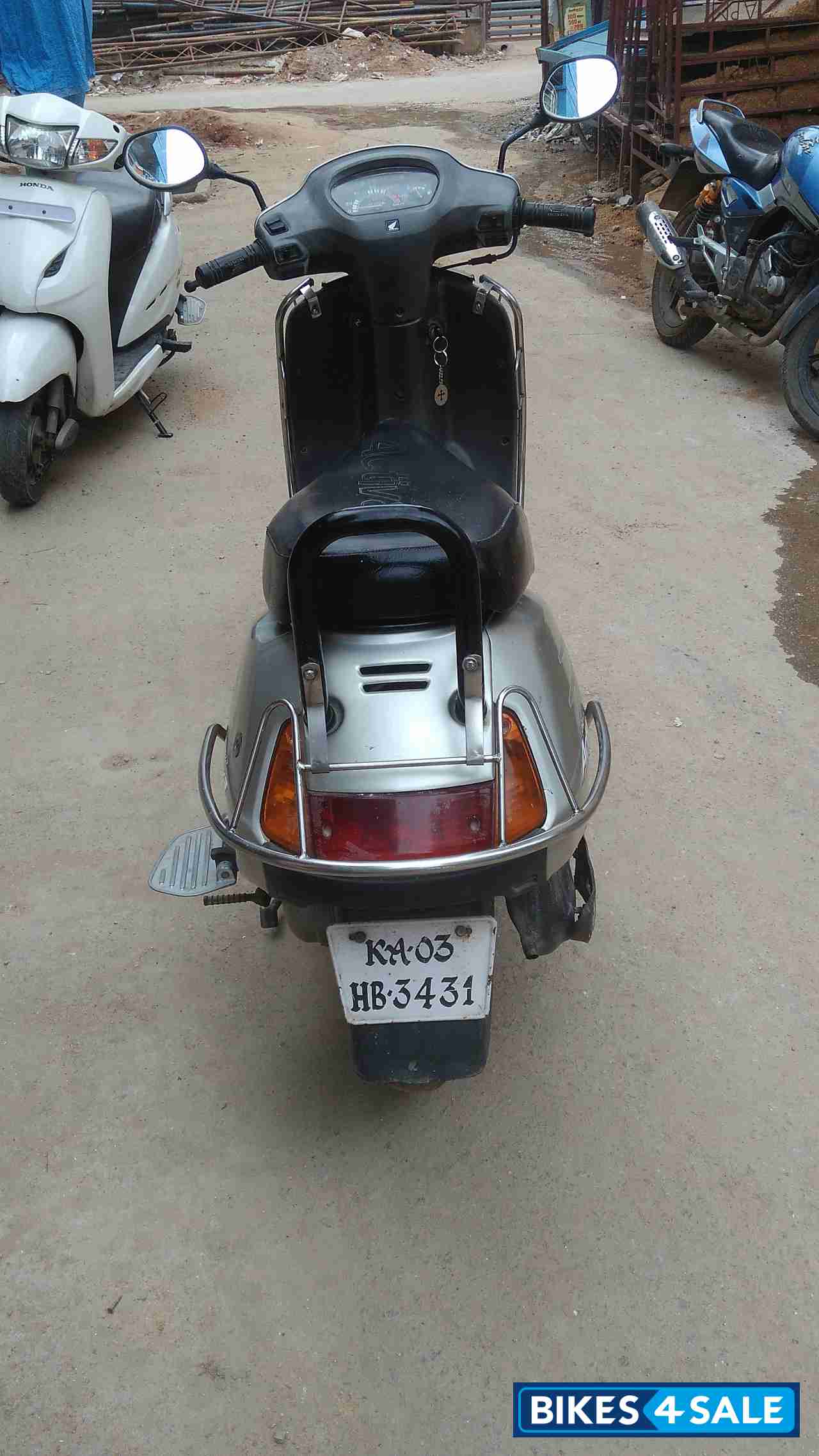 Silver Honda Activa Silver Honda Activa
