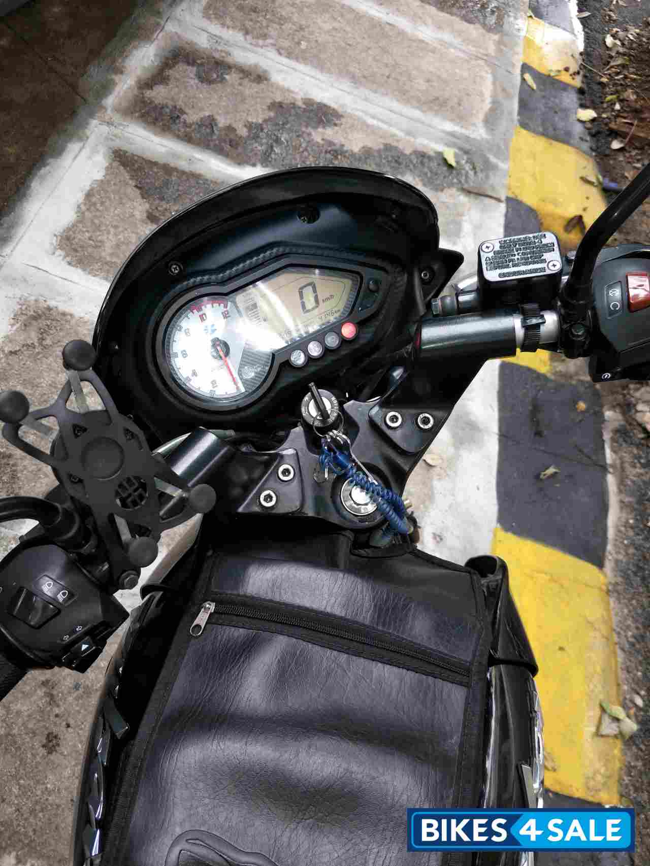 Black And Silver Bajaj Pulsar 150 DTSi Black And Silver Bajaj Pulsar 150 DTSi