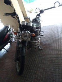 Black Royal Enfield Thunderbird 500