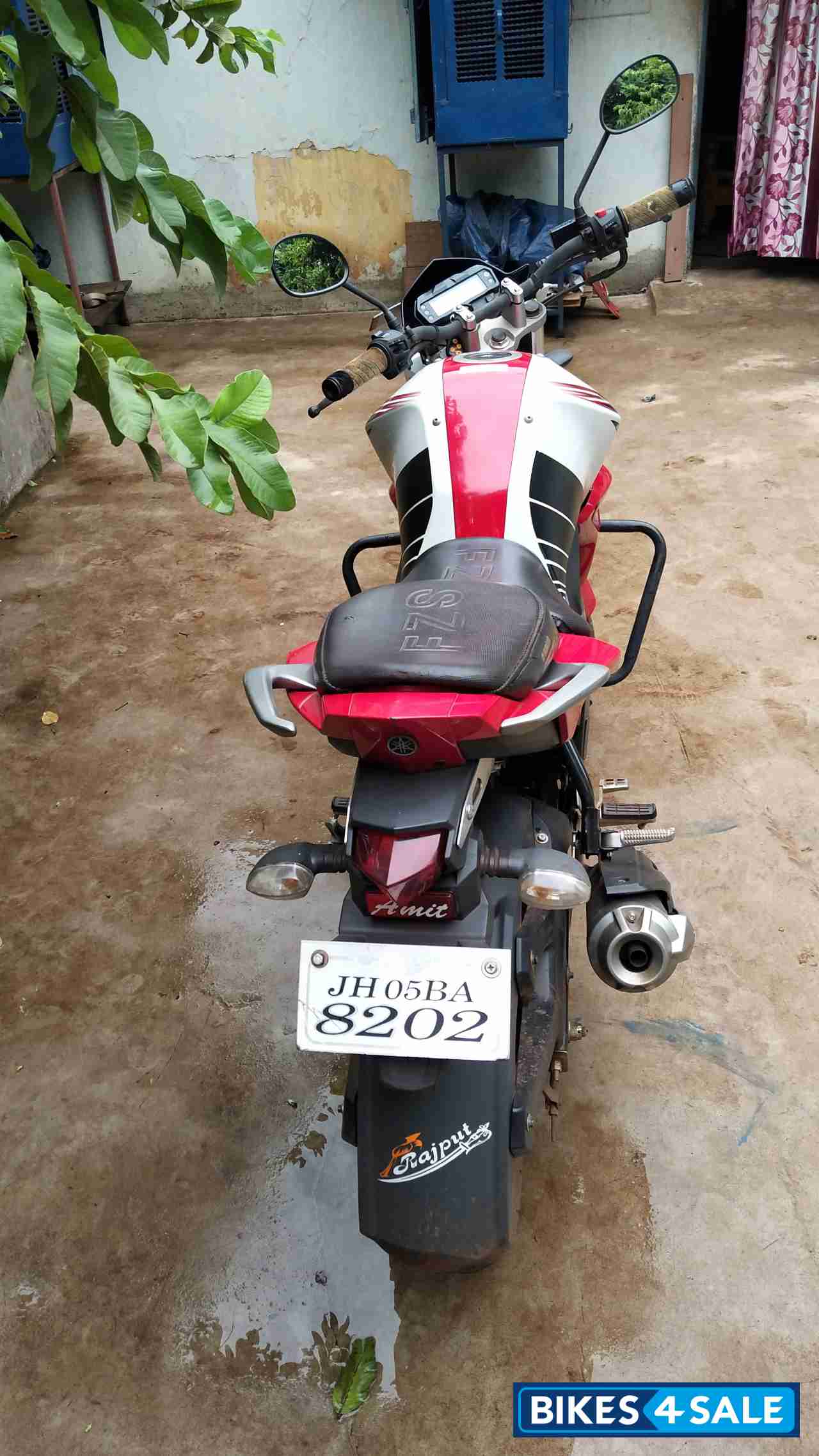 Red White Yamaha FZ-S FI V2