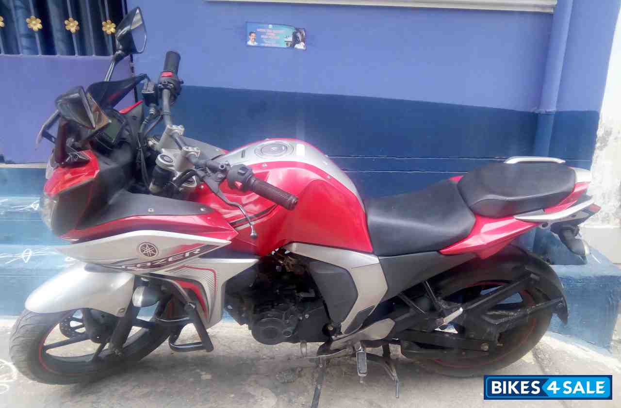 Yamaha Fazer FI V2