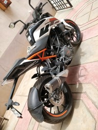 White KTM Duke 250
