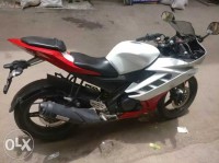 Yamaha YZF R15 V2