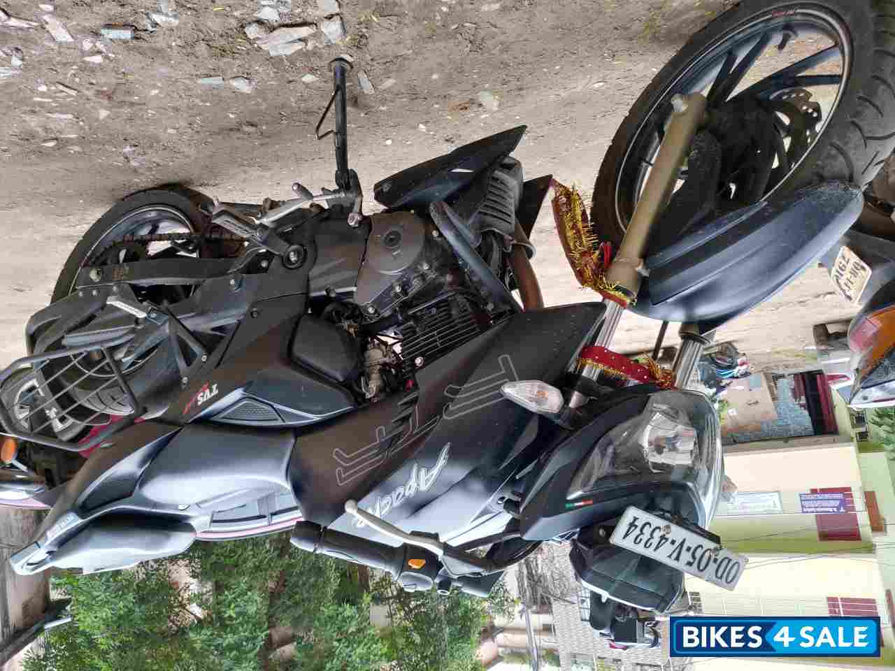 TVS Apache RTR 200 4V