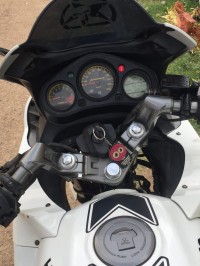 White Hero Karizma R