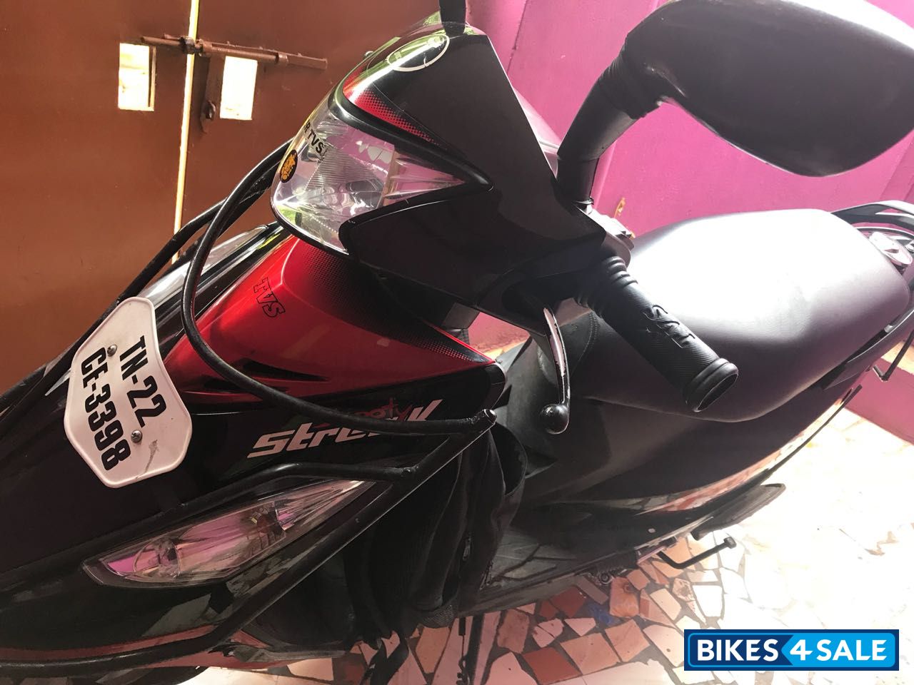 Black & Red TVS Scooty Streak