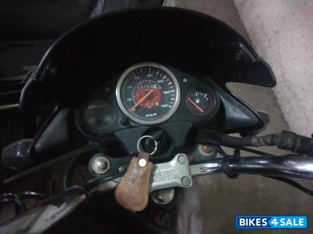 Black Red Hero Glamour 125