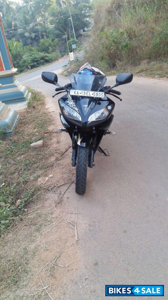 Yamaha YZF R15 V2 Yamaha YZF R15 V2