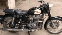 Black Royal Enfield Classic 350