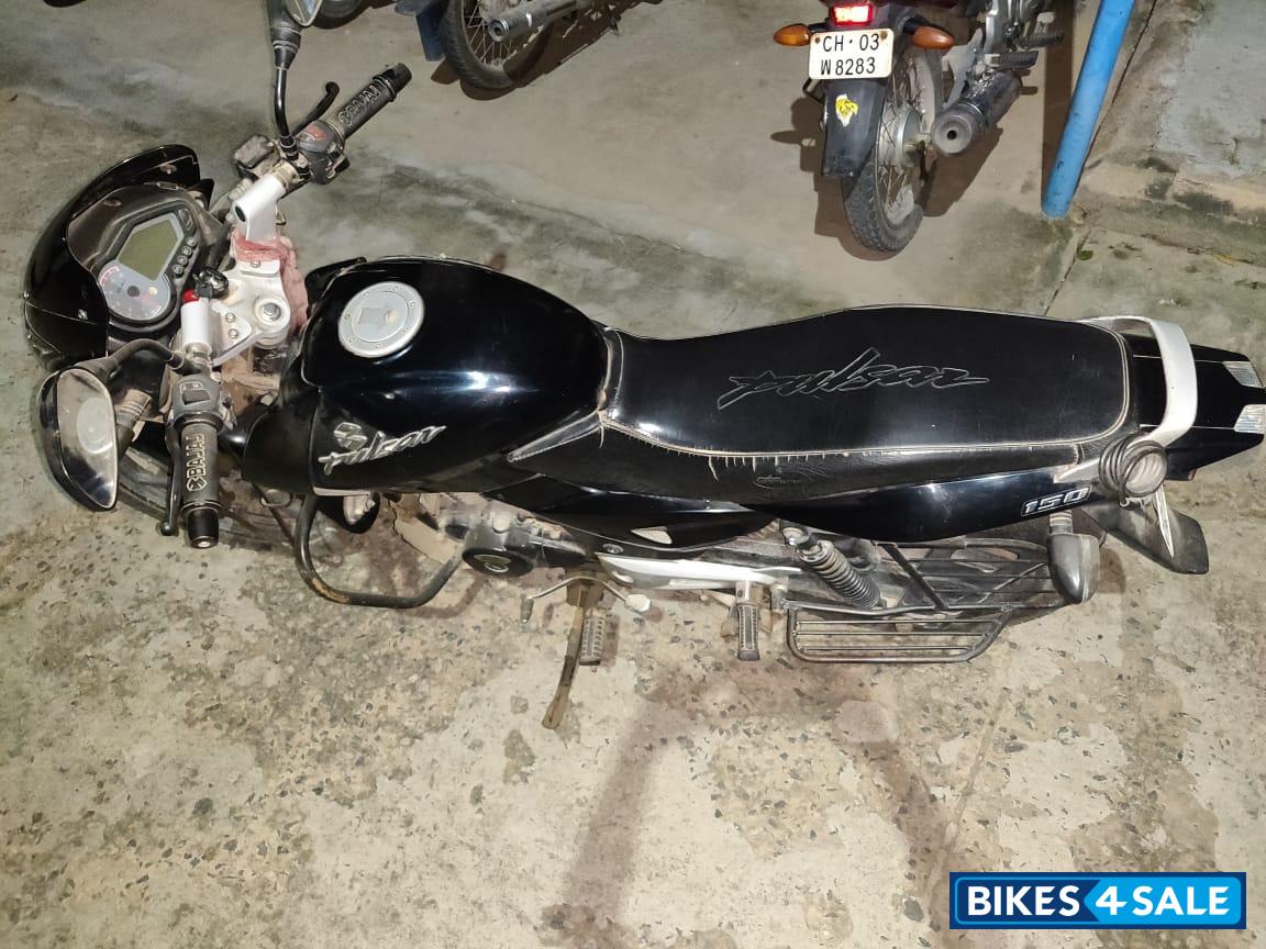 Black Bajaj Pulsar Black Bajaj Pulsar