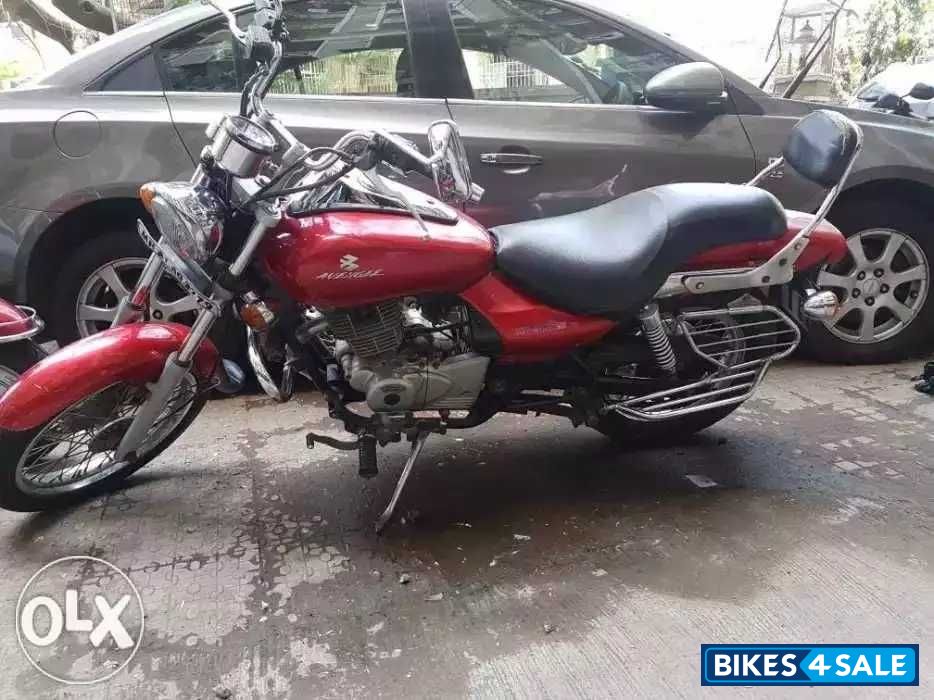 Bajaj Avenger 200 DTS-i